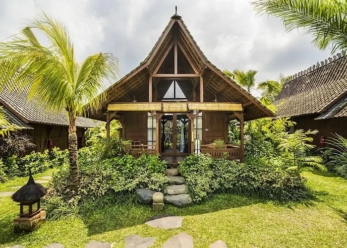 Hotel Adiwana Arya 4*