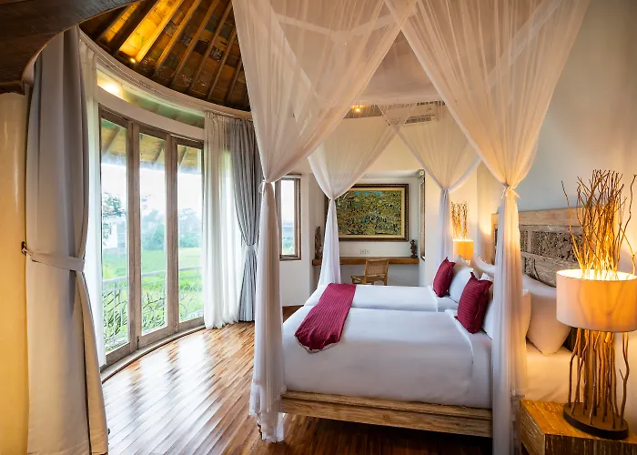 Hotel Adiwana Arya 4*